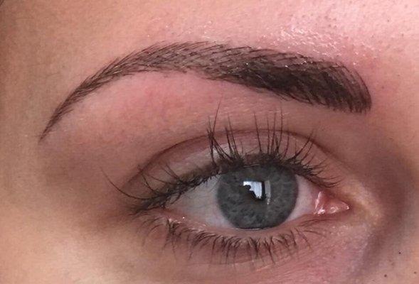 Eyebrow Microblading