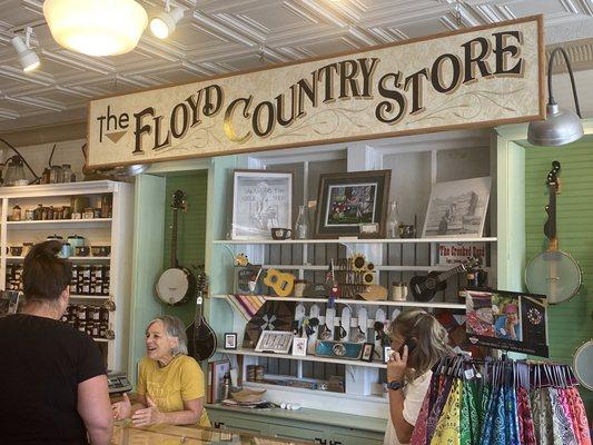 Merchandise counter