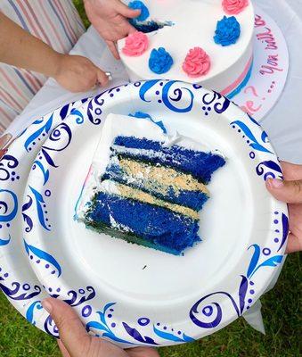 Dulce de leche mousse filling cake.