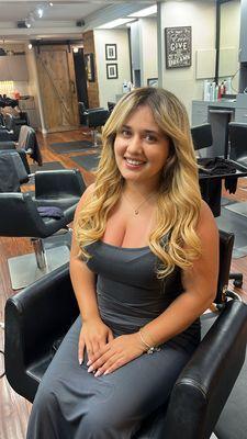 Blonde balayage root shadow and full head of hair extensions