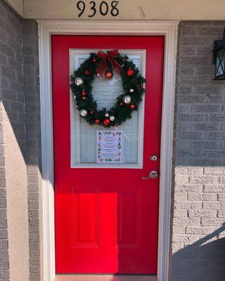 State Farm is ready for the holidays! Come by to see our office decorations, get a quote, or talk to an insurance team member...