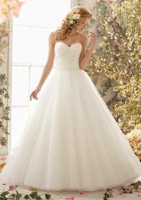 Mori Lee Voyage