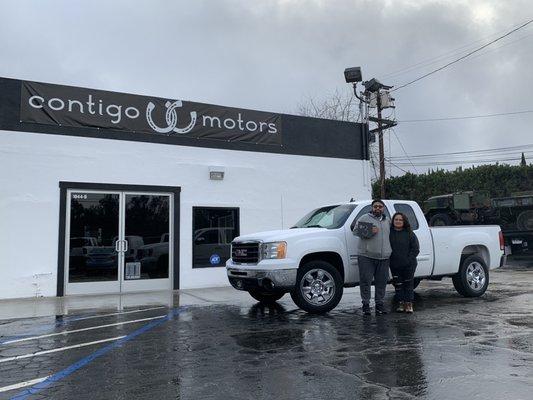 Thanks for the business Edgar & Mayra! Enjoy your Sierra!