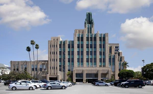 View of Southwestern Law School's Bullocks Wilshire Building from the parking lot.