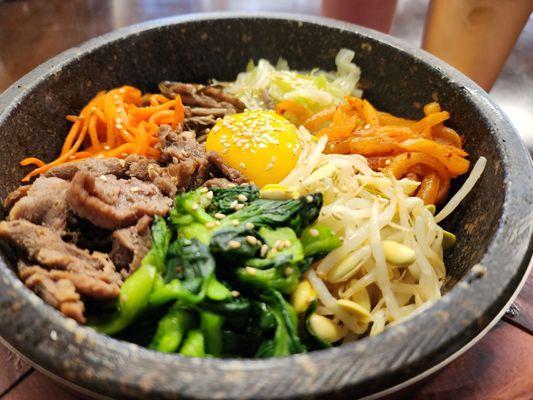 Stone pot bibimbap