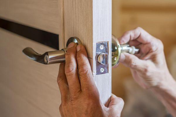 12 Tips For Changing Lock On Your New Home