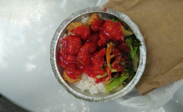 Sweet and sour chicken, white rice