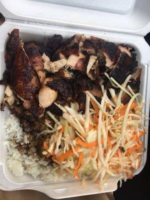 Small jerk chicken with white rice oxtail gravy and veggies $8.50