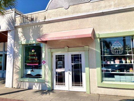 Nana Teresa's Bake Shop storefront