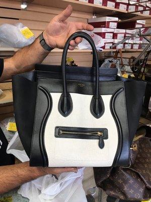 Celine purse looks brand new again!