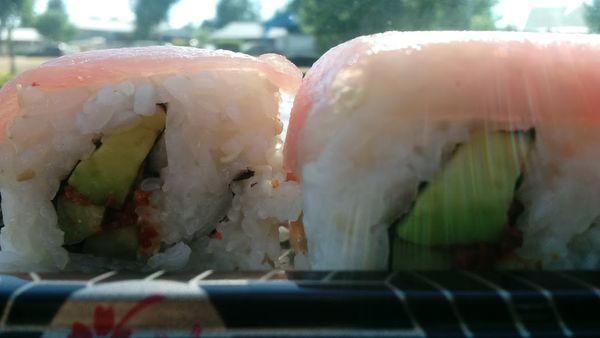 The tuna (NOT sushi grade!) is so thin, you can see right through it! Rip off!