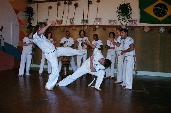 Capoeira Mandinga First Oakland Academy - Benção e Esquiva