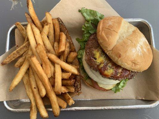 GB Grassburger with French Fries