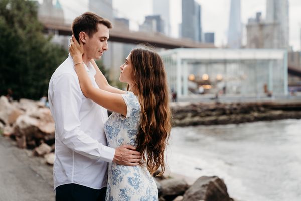 Engagement photoshoot at Dumbo and Brooklyn Bridge, New York