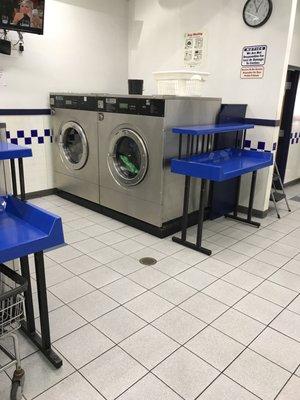 Maytag Laundromat