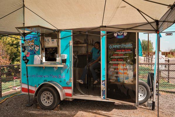 Mama Grinds Coffee Truck