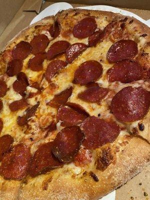 Medium pepperoni pizza