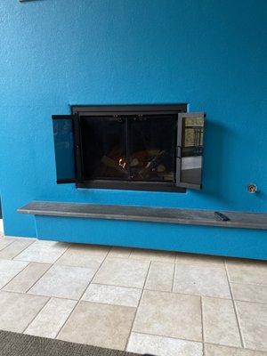 New gas log insert