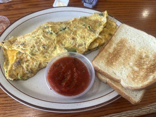 Mexican Omelette- it also comes with hash browns, but our server knew I was giving them to my dad, so they were kindly served on his plate.