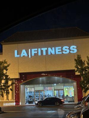 Inside LA Fitness