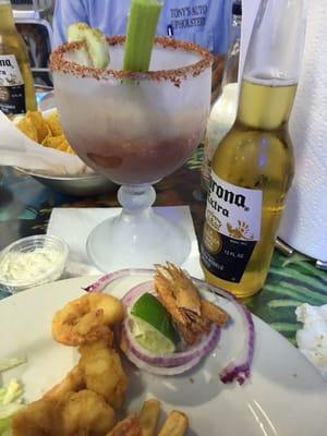 empanisado shrimp (breaded/fried) and Michelado Corona