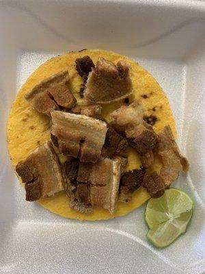 Chicharrón con Arepa