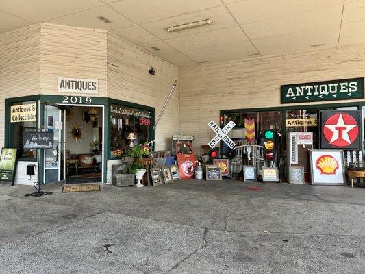 Corner Antiques and Collectibles