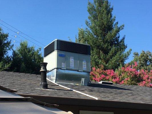 A new roof unit installed by Sandler Heating & Air Conditioning.