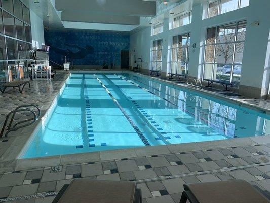 Clean pool area with great lighting!