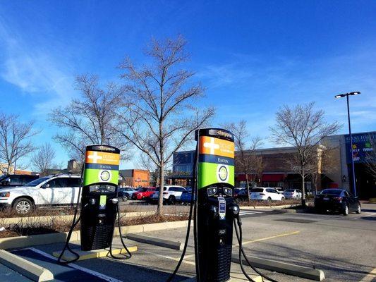 Sunny Afternoon Free EV charging sesh...