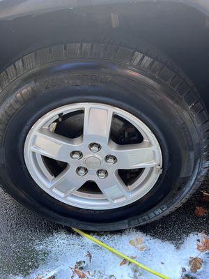 Jeep rinse off and tire shine applied