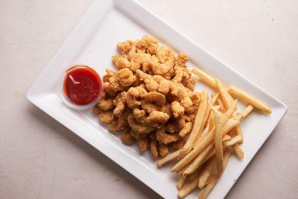 Popcorn shrimp platter - you can never go wrong ordering this plate.