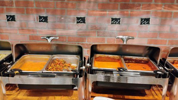 Buffet: Mirchi Pulao, Tomato Dal, Tindoora Fry, Paneer Tikka Masala, Gutti Vankaya Koora  10-12-2024