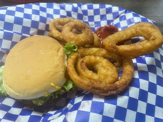 Single patty and onion rings