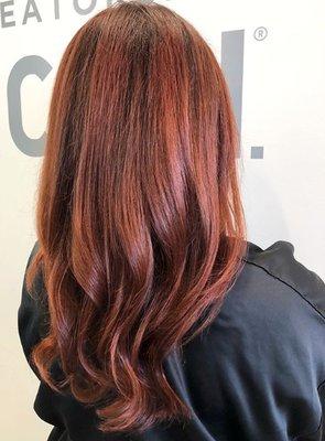 Brianna used our Copper series blended with Bronzed Amber Metallic for this rich auburn shade.