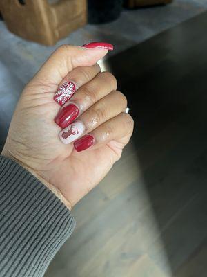 Loving my Christmas nails!!!  Simple but yet so pretty!!!