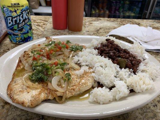 Pechuga de pollo, arroz, y habichuelas!!!