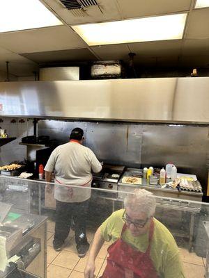 Small restaurant in Shell gas station