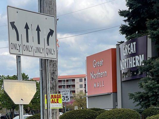 Outside sign of Great Northern Mall (taken on 29 April 2023)