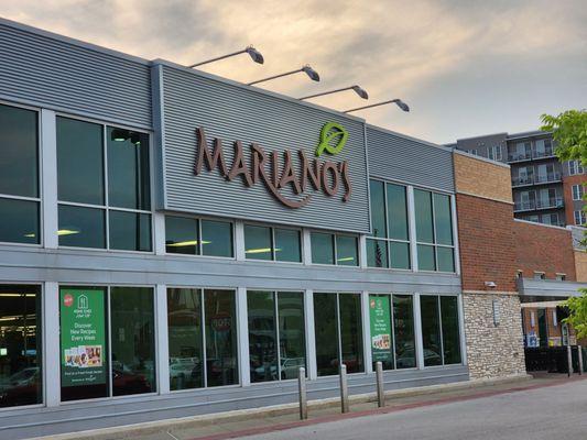 Mariano's