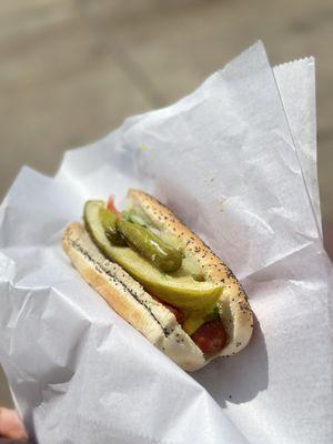 Classic Chicago Style Hot Dog IG: @ammysalamii