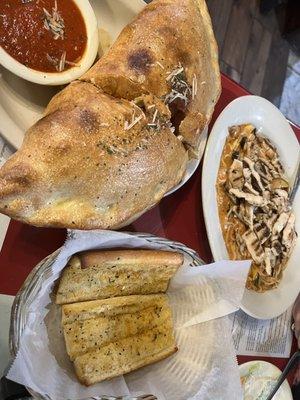 Stromboli and garlic bread.   Chicken primavera.