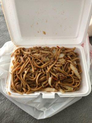 Medium size Chicken Lo Mein