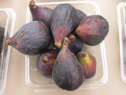 figs at Willow Glen farmer's market