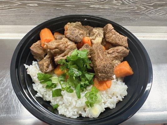 spicy beef rice bowl