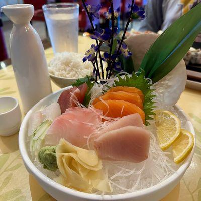 Sashimi Lunch $17.95
 Sept 2023