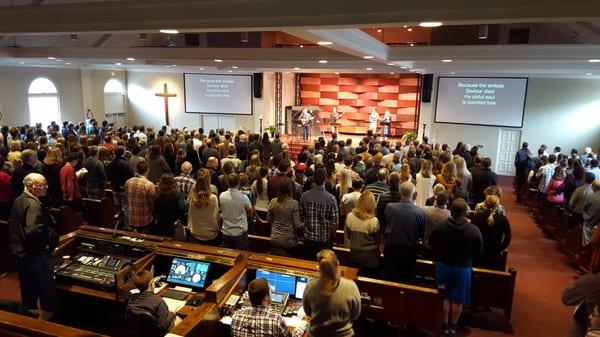 Full house in the 9:30 AM service!