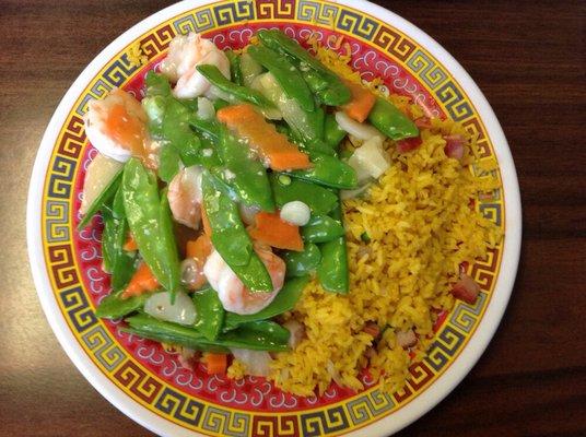 Shrimp and snow peas D12 on menu, comes with egg roll