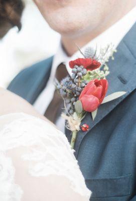 Boutonnière 
 Christmas wedding