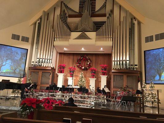 Awaiting for our group to be called next for Walk Through Bethlehem... lovely live music entertains you while you wait...